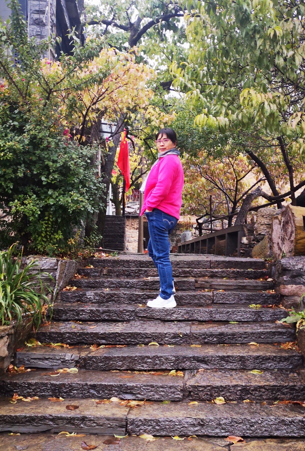 漂浮的一代：媒介使用对90后农民工群体职业选择的影响